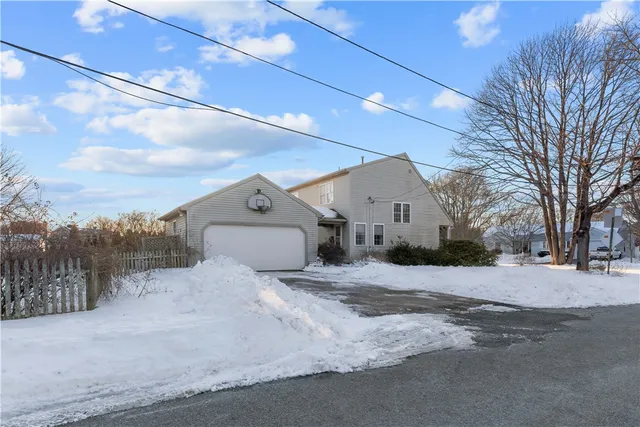 $729,000 | 66 Christopher Street, South Kingstown, RI 02879