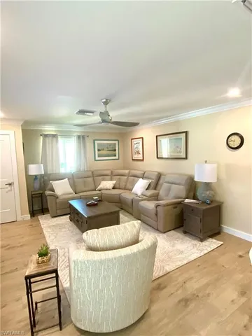 $3,250 | 1435 Curlew Avenue, Unit 1, Naples, FL 34102