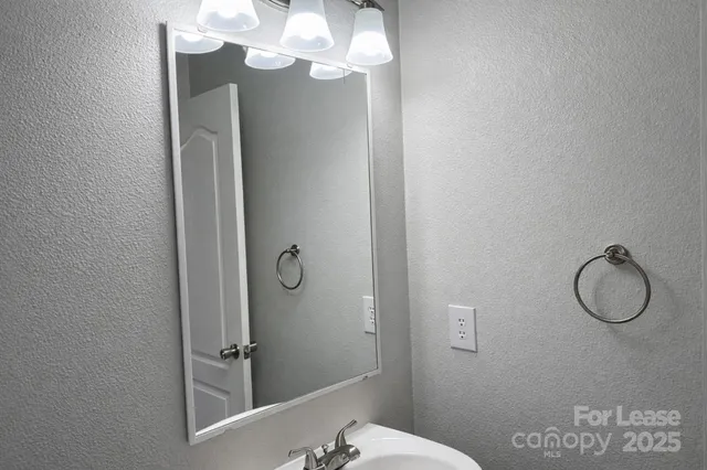 $1,925 | 5235 Swearngan Road, Charlotte, NC 28216