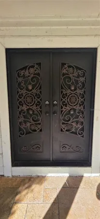 a view of entryway