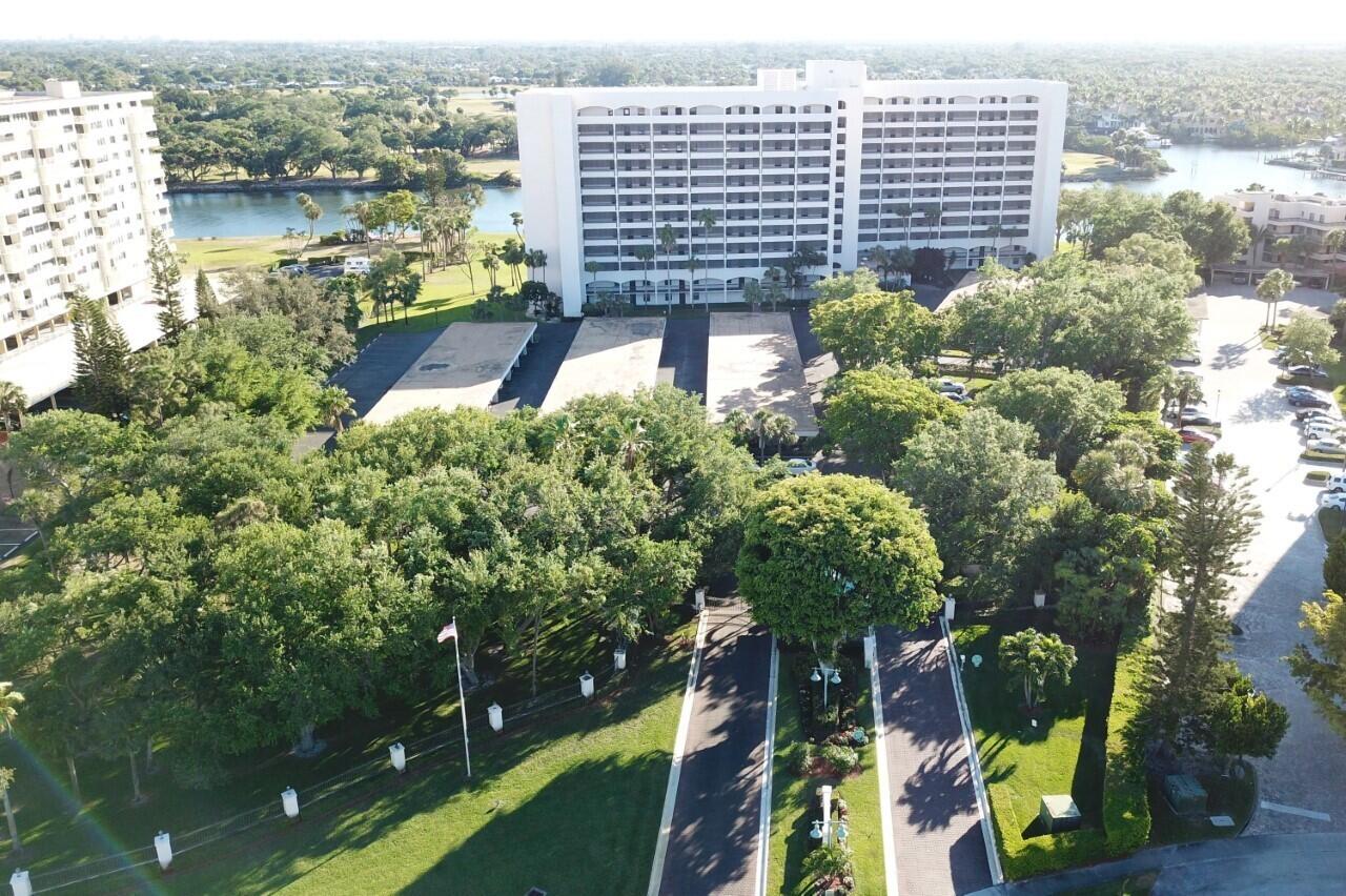 356 Golfview Road, Unit 609 North Palm Beach, FL 33408 - Photo 104 of 104 a view of a city with tall buildings