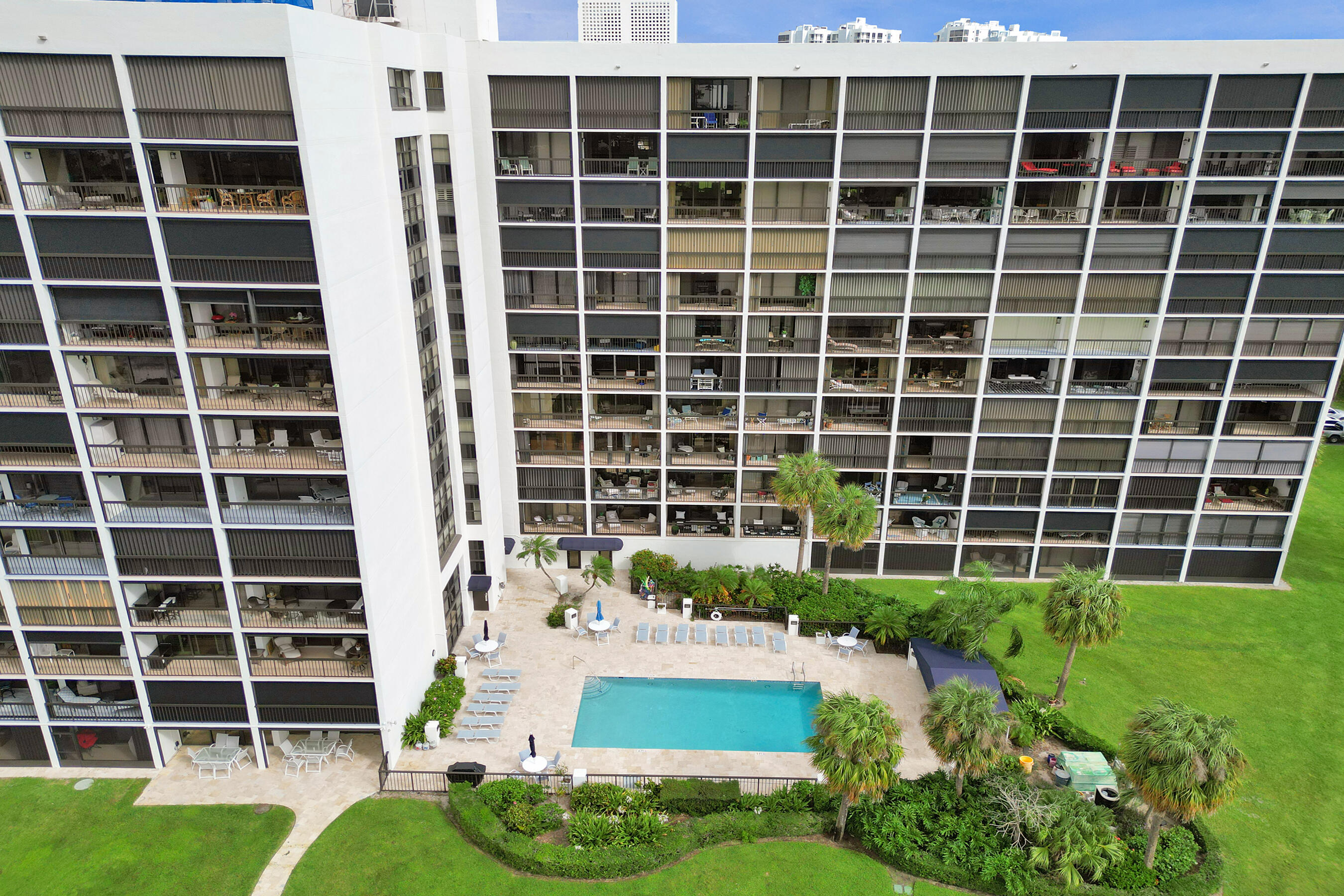 356 Golfview Road, Unit 609 North Palm Beach, FL 33408 - Photo 49 of 104 DJI_0882