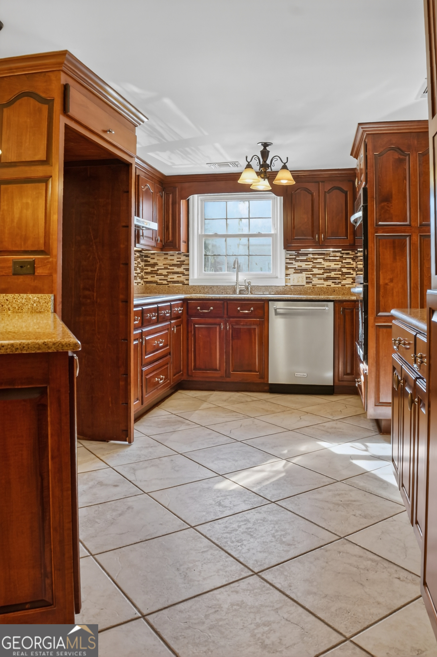 606 West Liberty Street Claxton, GA 30417 - Photo 11 of 86