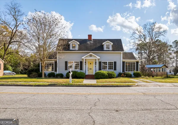 $295,000 | 606 West Liberty Street, Claxton, GA 30417