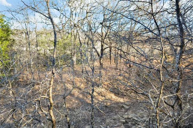 $140,000 | 232 Silver Lakes Drive, Sunset, TX 76270