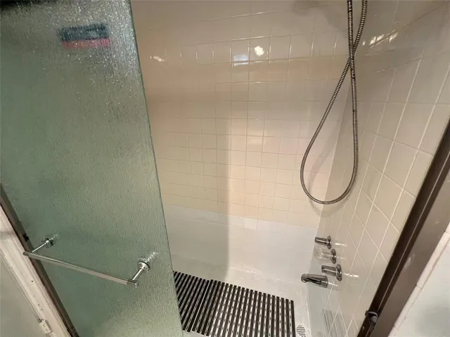 $129,900 | 9818 Marina Boulevard, Unit 1226, Boca Raton, FL 33428