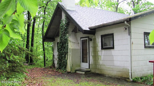 218 Old Rte 402 Dingmans Ferry, PA 18328 - Photo 2 of 26
