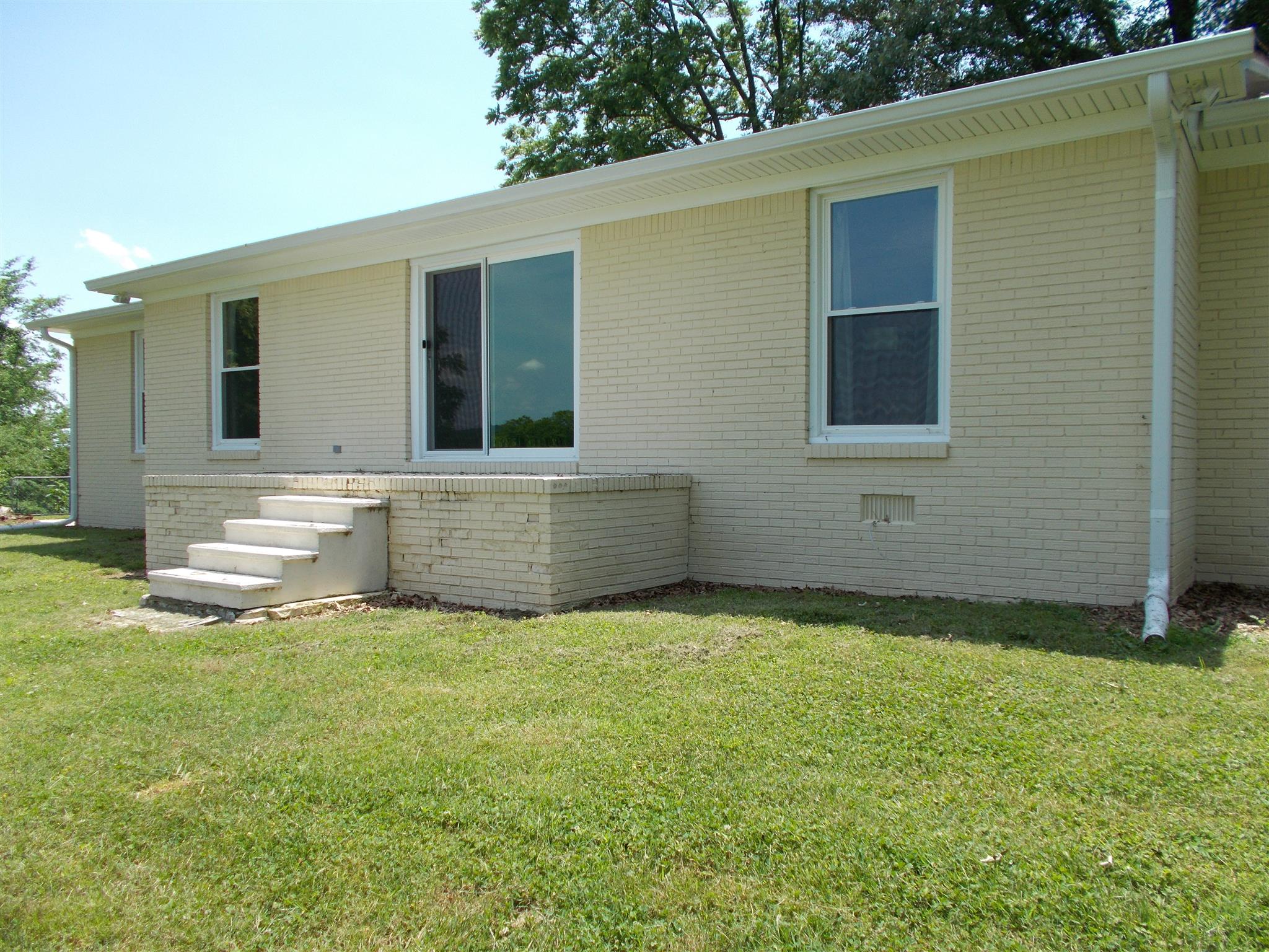 280 Grigsby Road Prospect, TN 38477 - Photo 3 of 14