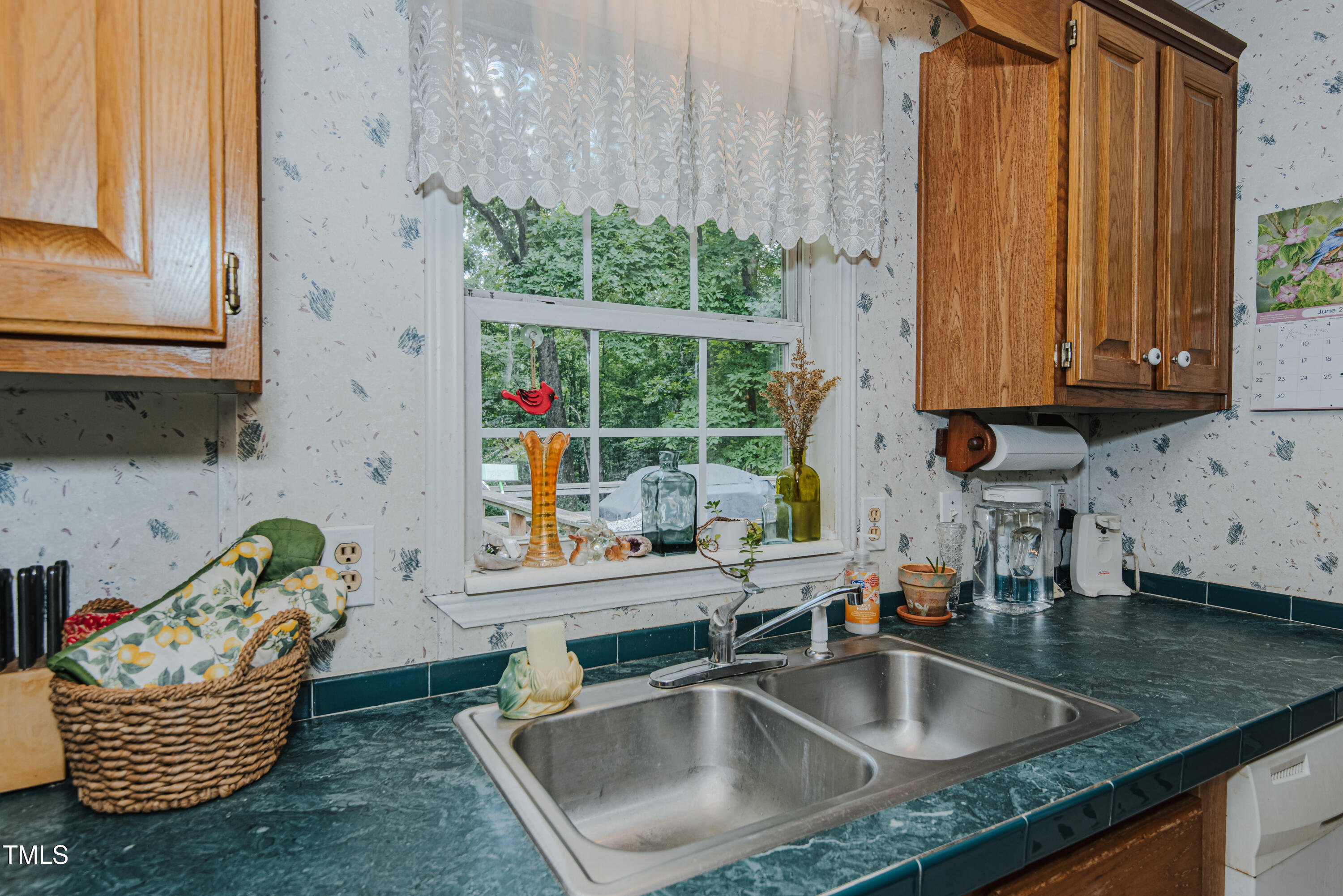 1619 East Greensboro Chapel Hill Road Graham, NC 27253 - Photo 12 of 37 Kitchen