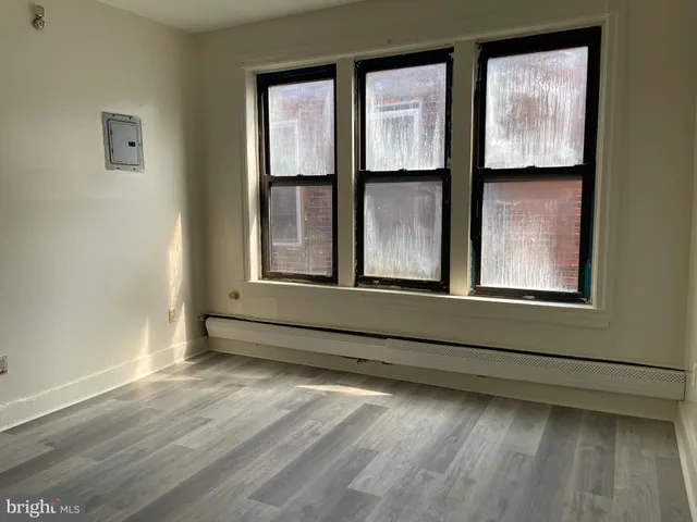 $1,200 | 270 South 52nd Street, Philadelphia, PA 19139
