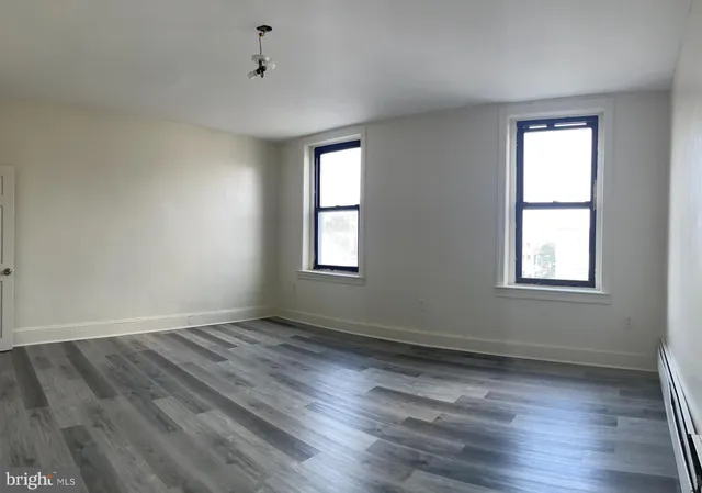 $1,200 | 270 South 52nd Street, Philadelphia, PA 19139