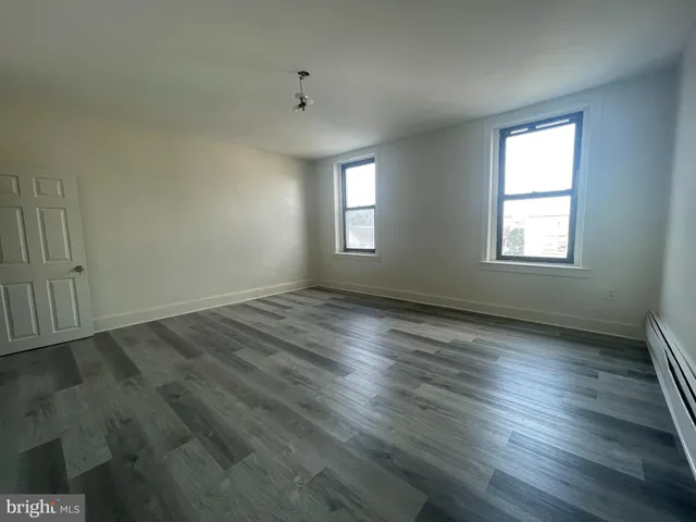 $1,200 | 270 South 52nd Street, Philadelphia, PA 19139