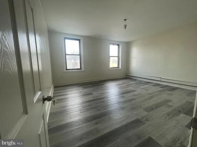 $1,200 | 270 South 52nd Street, Philadelphia, PA 19139