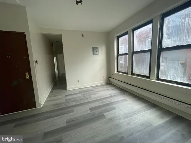 $1,200 | 270 South 52nd Street, Philadelphia, PA 19139