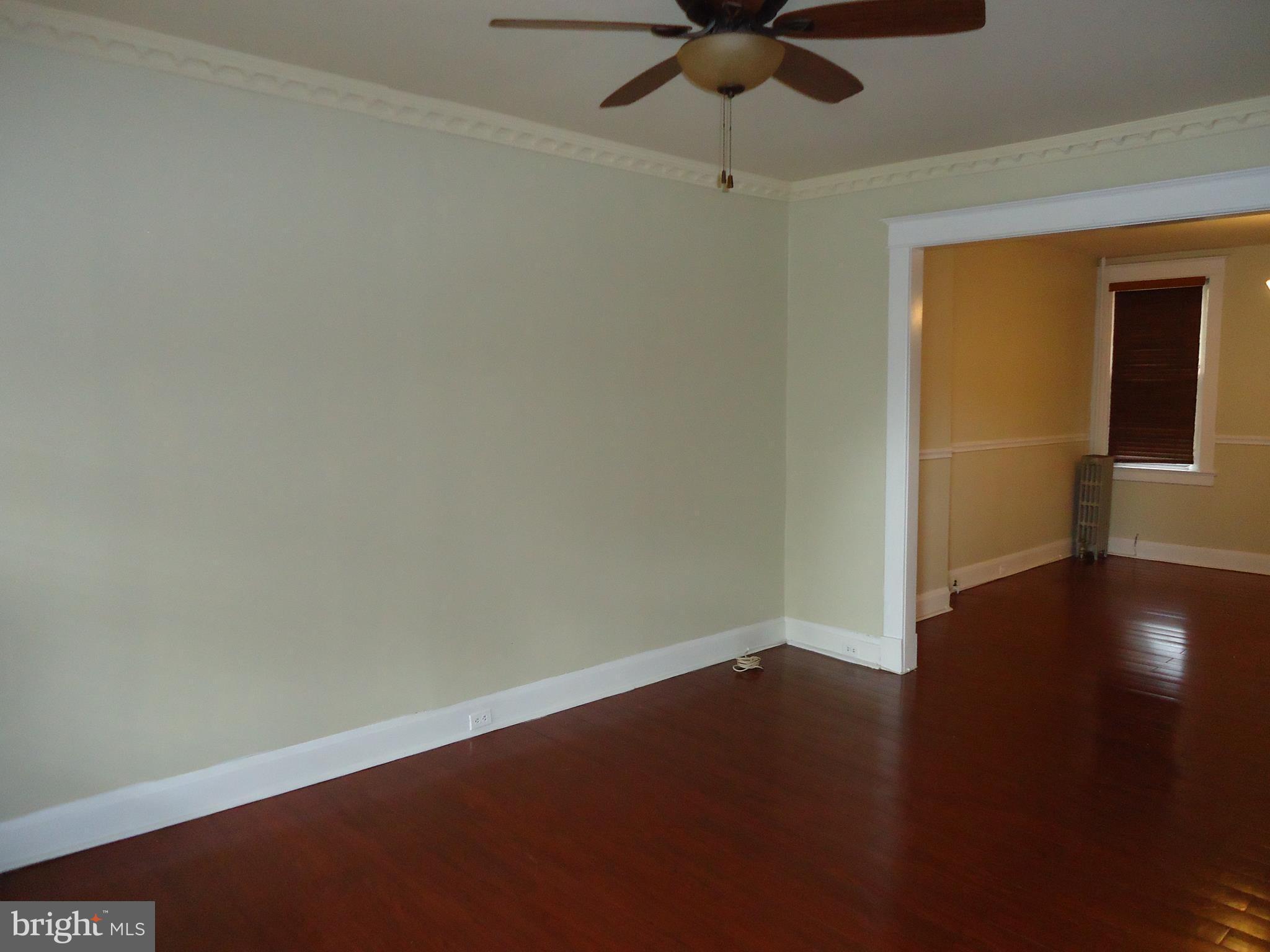 2320 North Rosedale Street Baltimore, MD 21216 - Photo 3 of 19 Living Room