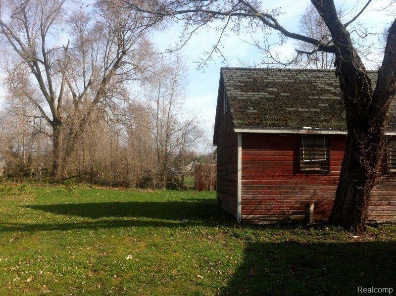 39440 Willis Road Belleville, MI 48111 - Photo 19 of 25 Shed View.JPG
