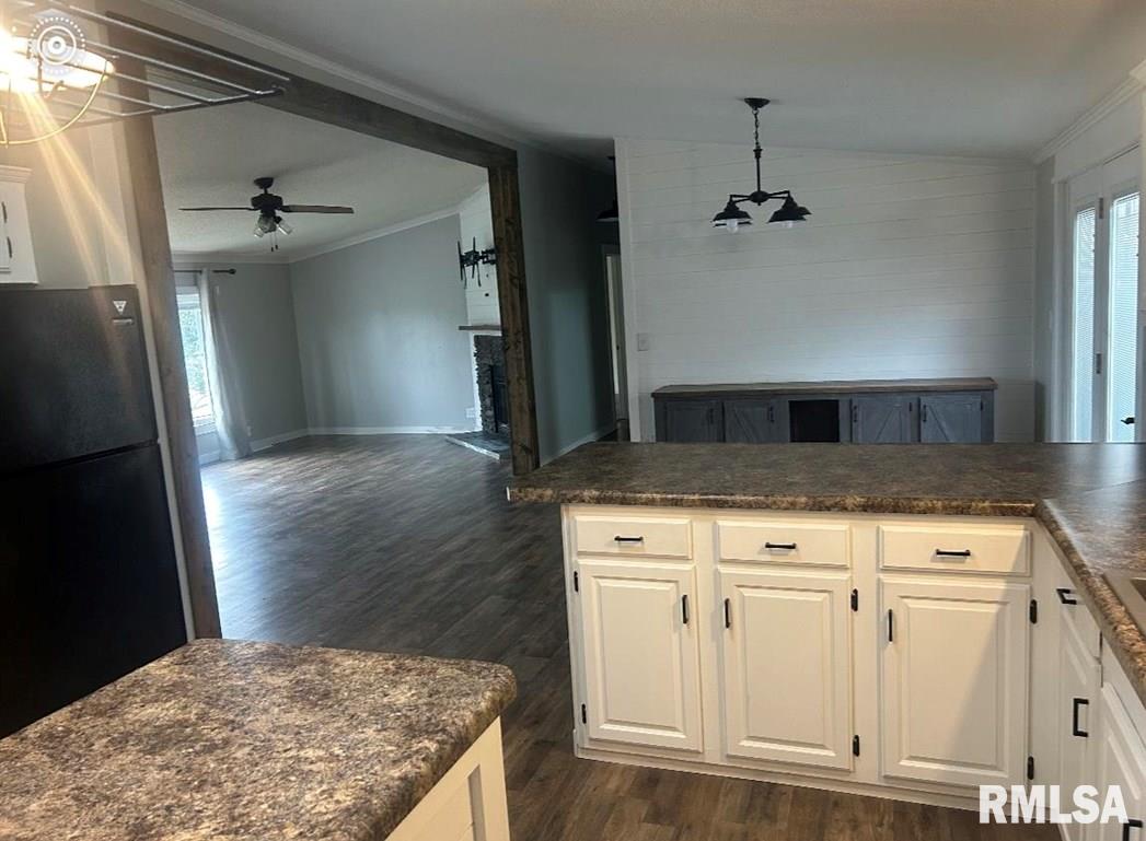1578 Ava Road Murphysboro, IL 62966 - Photo 3 of 11 Gallery Image 3