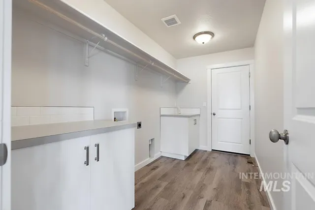 $499,999 | 1668 Kayak Road, Emmett, ID 83617