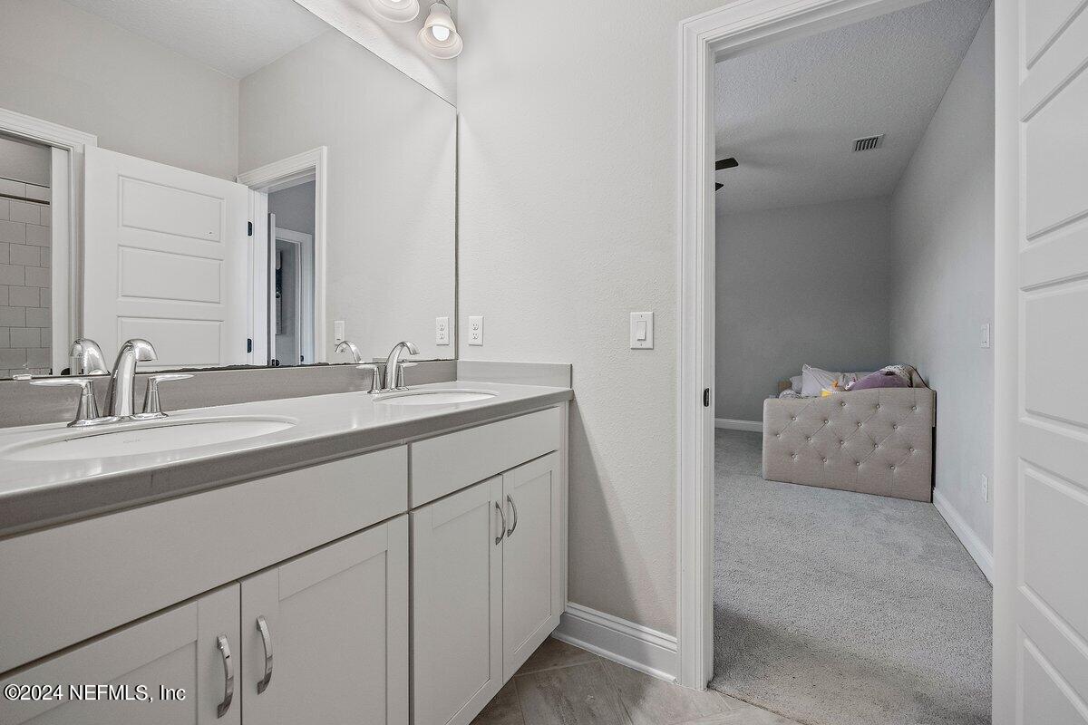 114 Butler Ridge Court St. Johns, FL 32259 - Photo 23 of 41 Jack Jill Bath (1)
