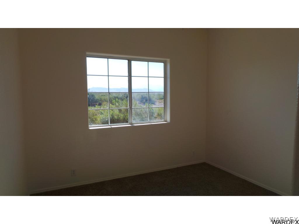 3661 Estrella Road Golden Valley, AZ 86413 - Photo 11 of 19 Additional Bedroom