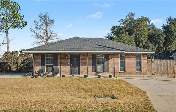 $249,900 | 223 Davis Drive, Luling, LA 70070