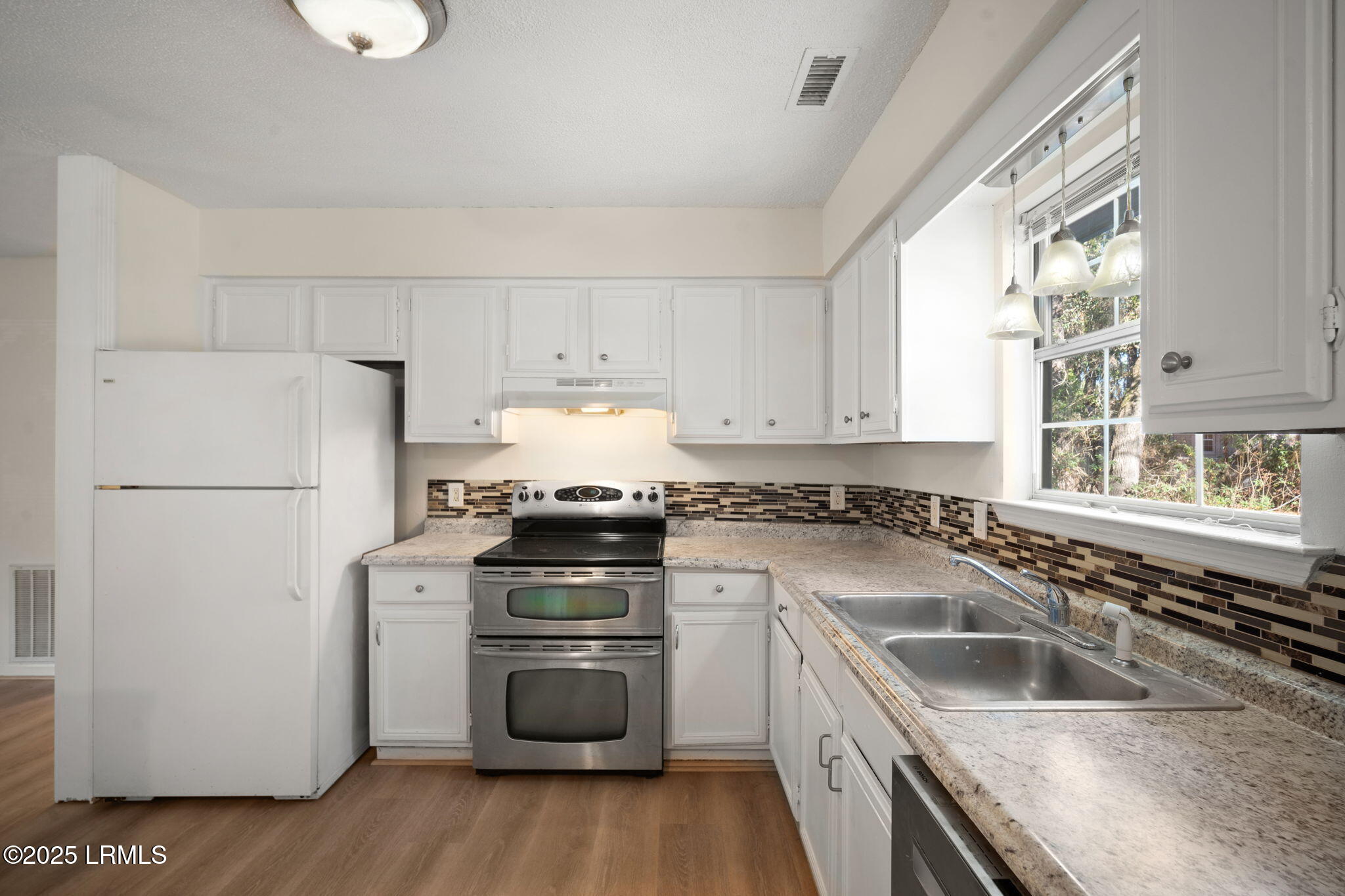 22 Robin Way Beaufort, SC 29907 - Photo 11 of 21 15-web-or-mls-12_16-15