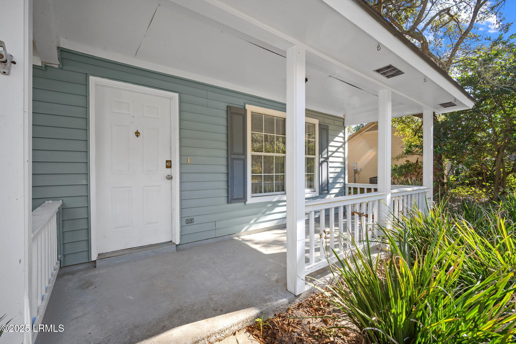 22 Robin Way Beaufort, SC 29907 - Photo 4 of 21 4-web-or-mls-12_16-04