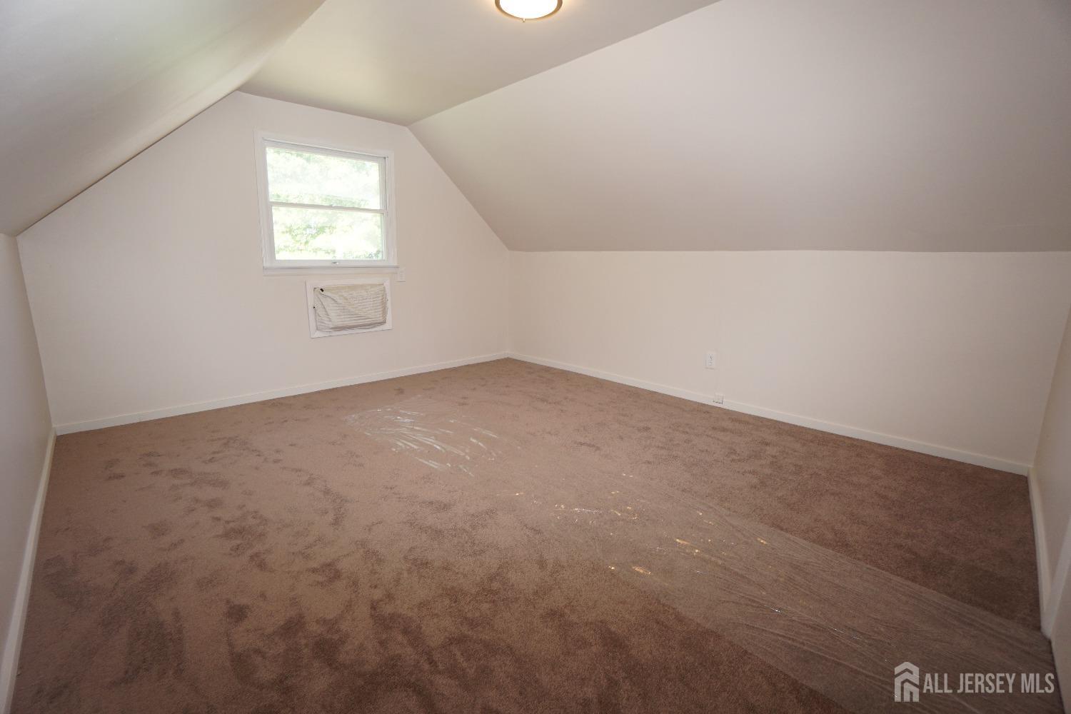 47 Wendy Road Colonia, NJ 07067 - Photo 14 of 17 Gallery Image 14