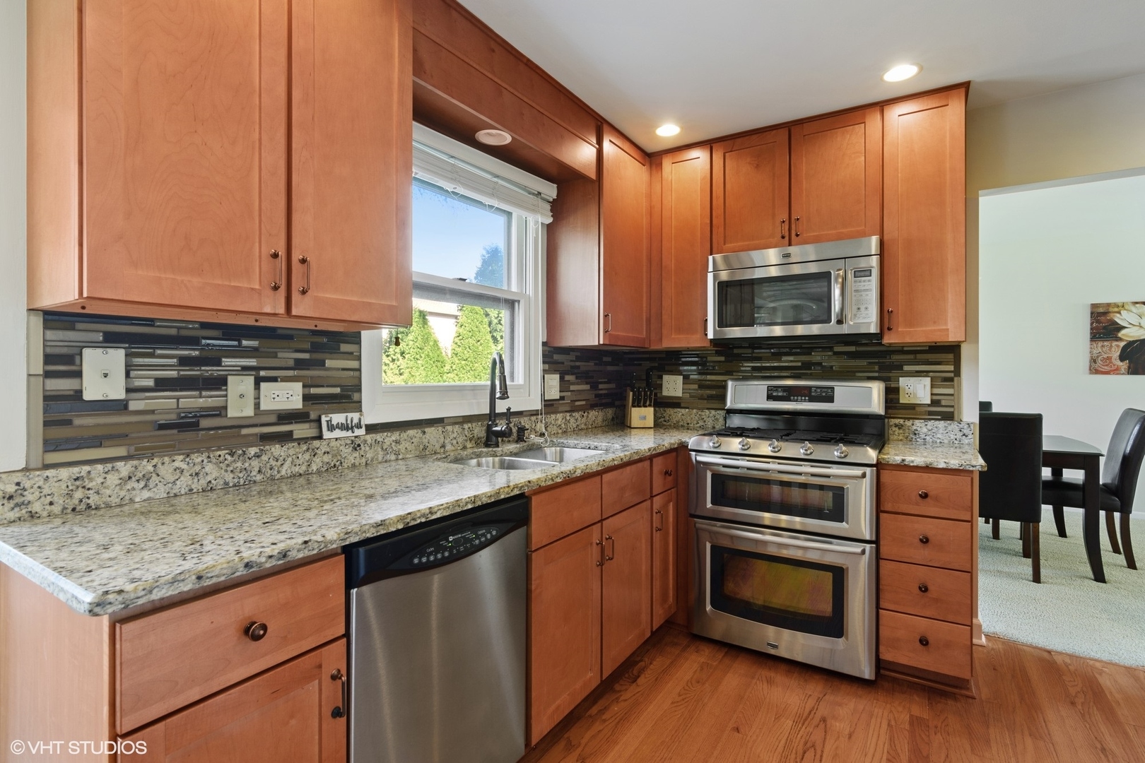 1309 Devonshire Road Buffalo Grove, IL 60089 - Photo 12 of 30
