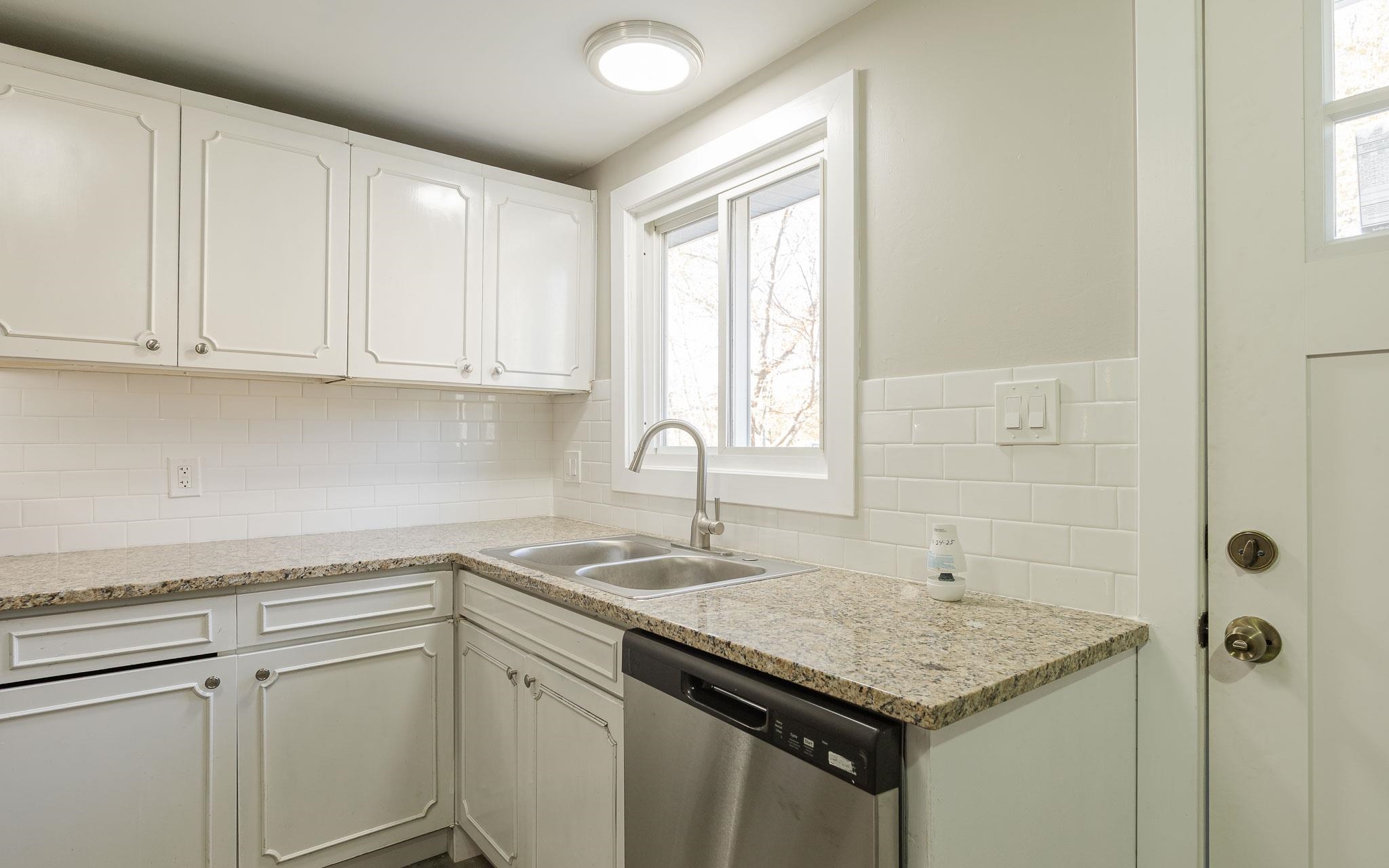 2591 Chapel Road Bennington, VT 05201 - Photo 4 of 21
