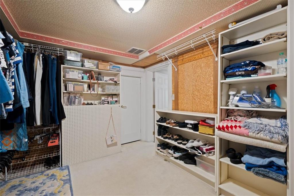12910 Grandview Road Grandview, MO 64030 - Photo 29 of 39 Gallery Image 29