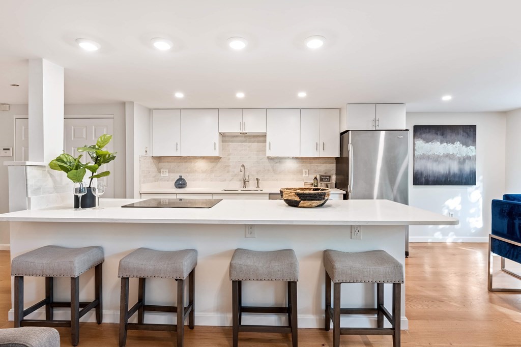 66 N Street, Unit 6 Boston, MA 02127 - Photo 3 of 25