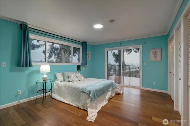 $2,200,000 | 10538 Northeast 48th Place, Kirkland, WA 98033