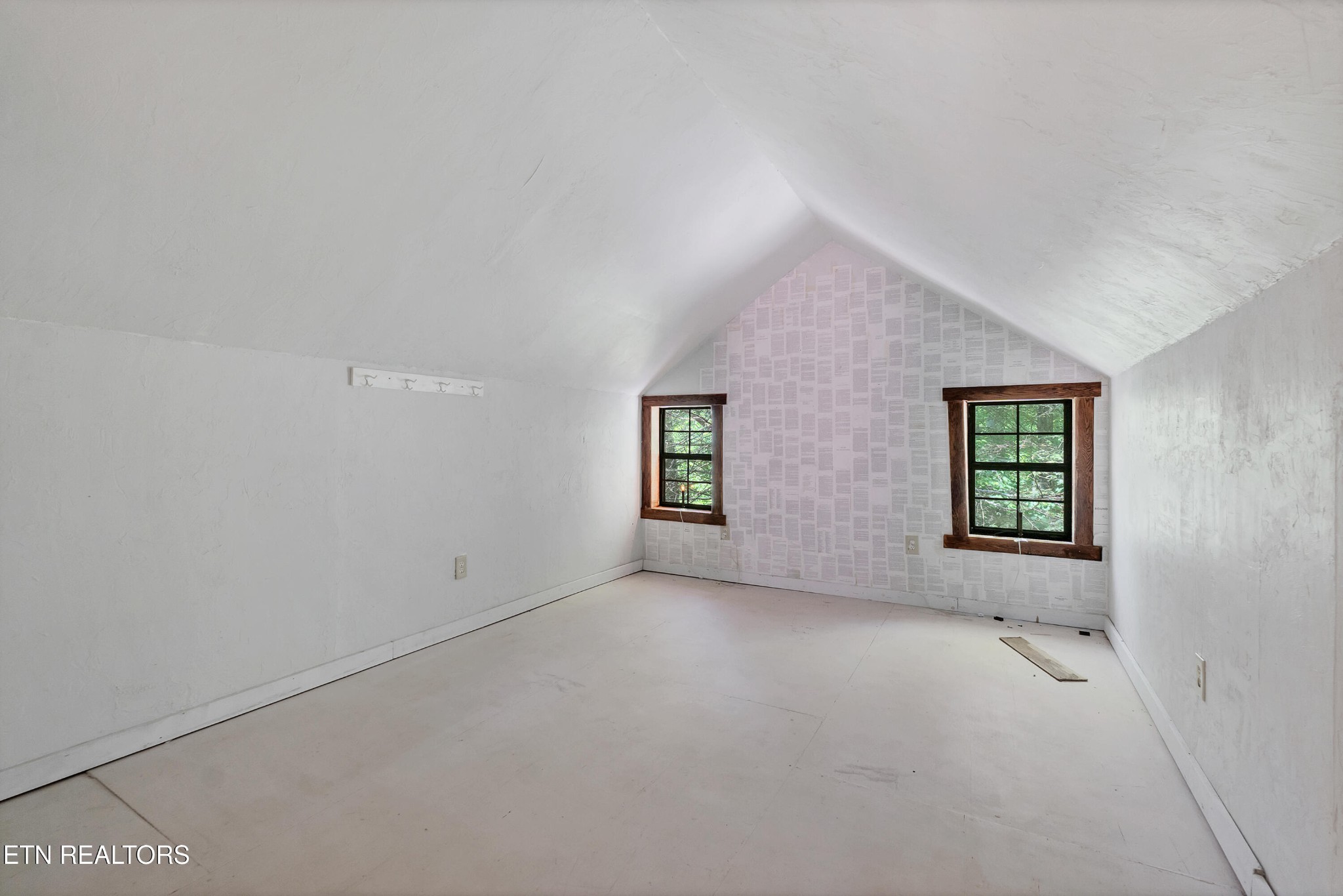 297 Dockery Road Tellico Plains, TN 37385 - Photo 13 of 23 Gallery Image 13