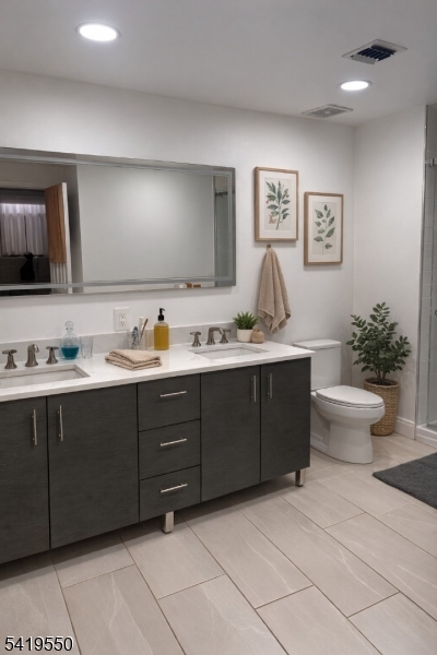350 Scotland Road, Unit 105 Orange, NJ 07050 - Photo 10 of 17 a bathroom with a sink vanity and a mirror