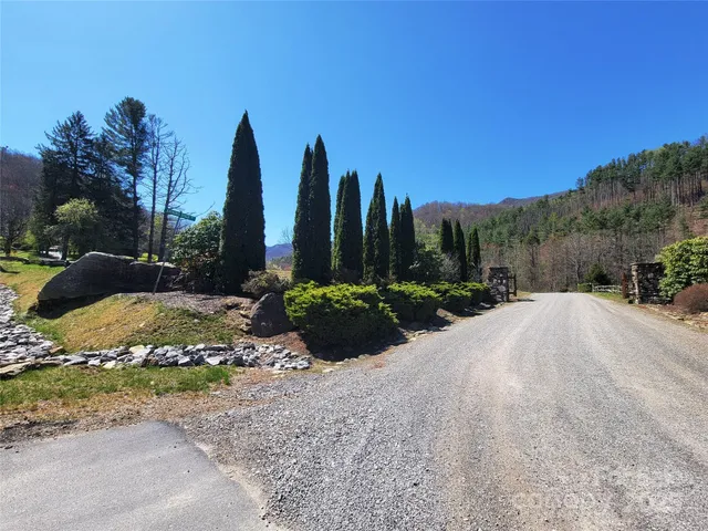 $73,000 | 300 Shining Rock Drive, Unit 25, Canton, NC 28716