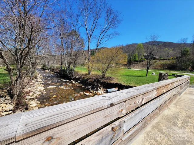 $73,000 | 300 Shining Rock Drive, Unit 25, Canton, NC 28716