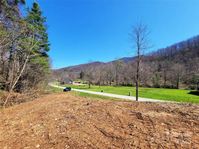 $73,000 | 300 Shining Rock Drive, Unit 25, Canton, NC 28716