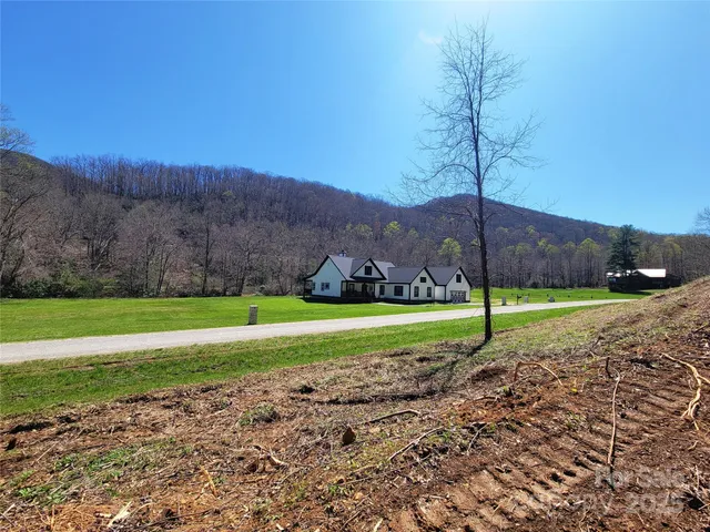 $73,000 | 300 Shining Rock Drive, Unit 25, Canton, NC 28716