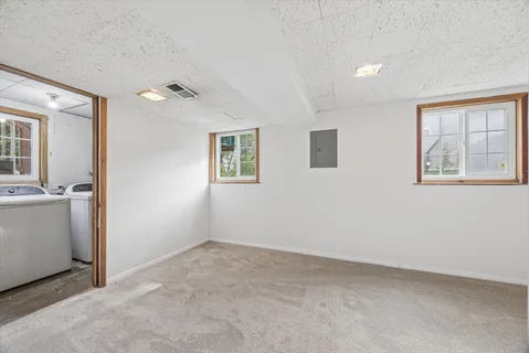 $495,000 | 7021 Richmond Avenue, Darien, IL 60561