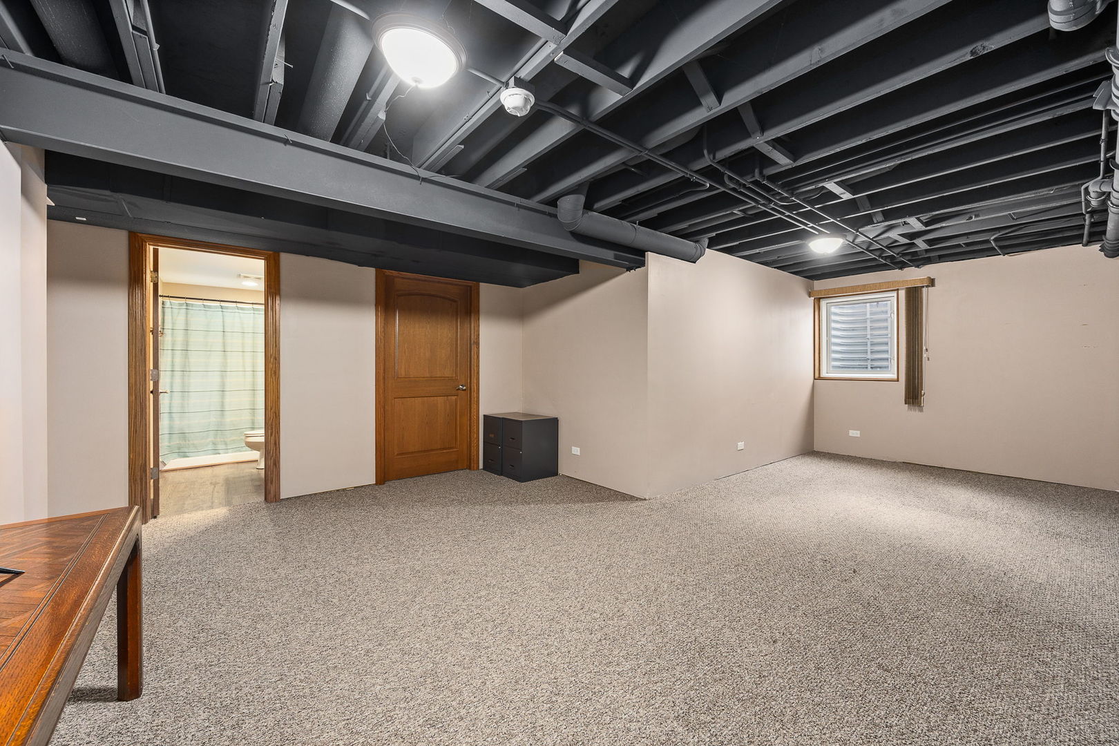 311 West Frontier Drive Minooka, IL 60447 - Photo 29 of 44 a view of empty room with windows