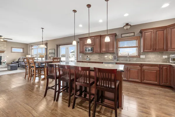 $535,000 | 311 West Frontier Drive, Minooka, IL 60447