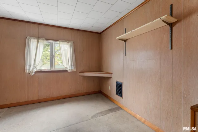 $80,000 | 315 West Locust Street, Cambridge, IL 61238