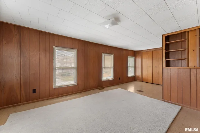 $80,000 | 315 West Locust Street, Cambridge, IL 61238