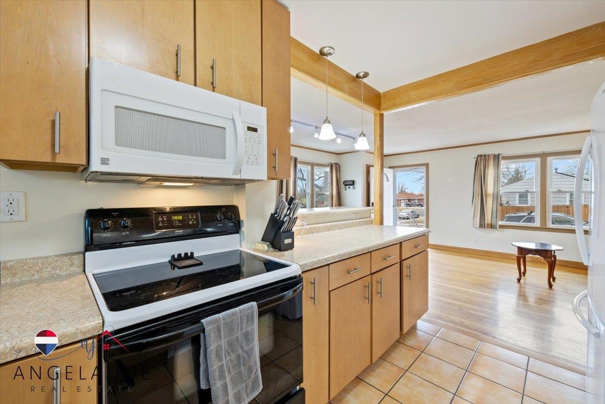 2018 Cascade Avenue Casper, WY 82604 - Photo 6 of 33