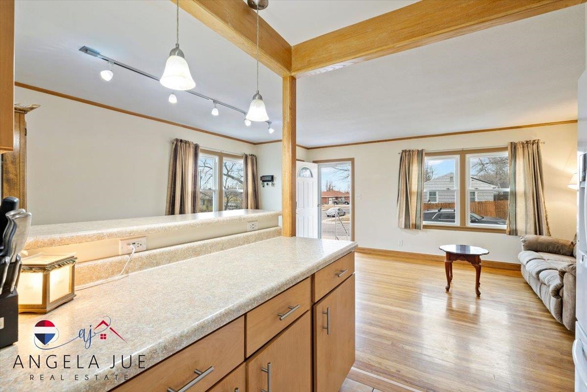 2018 Cascade Avenue Casper, WY 82604 - Photo 7 of 33