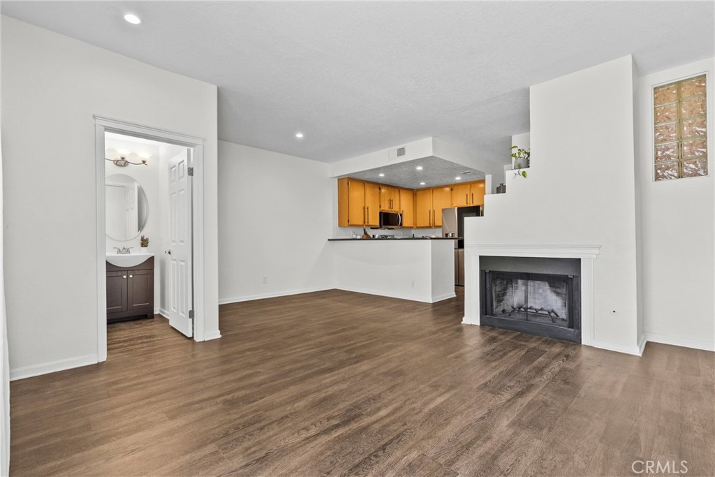 25511 Schubert Circle, Unit 142B Stevenson Ranch, CA 91381 - Photo 7 of 47