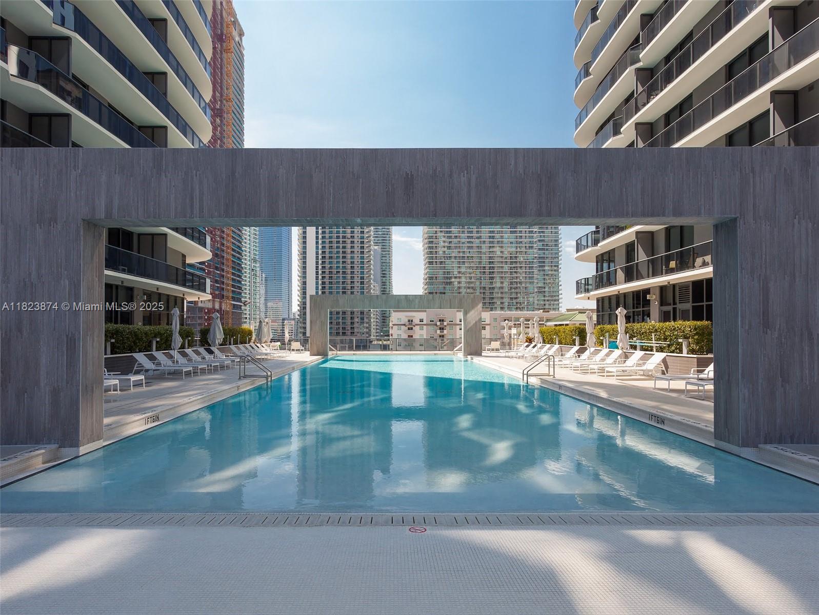 45 Southwest 9th Street, Unit 3602 Miami, FL 33130 - Photo 15 of 27 Gallery Image 15