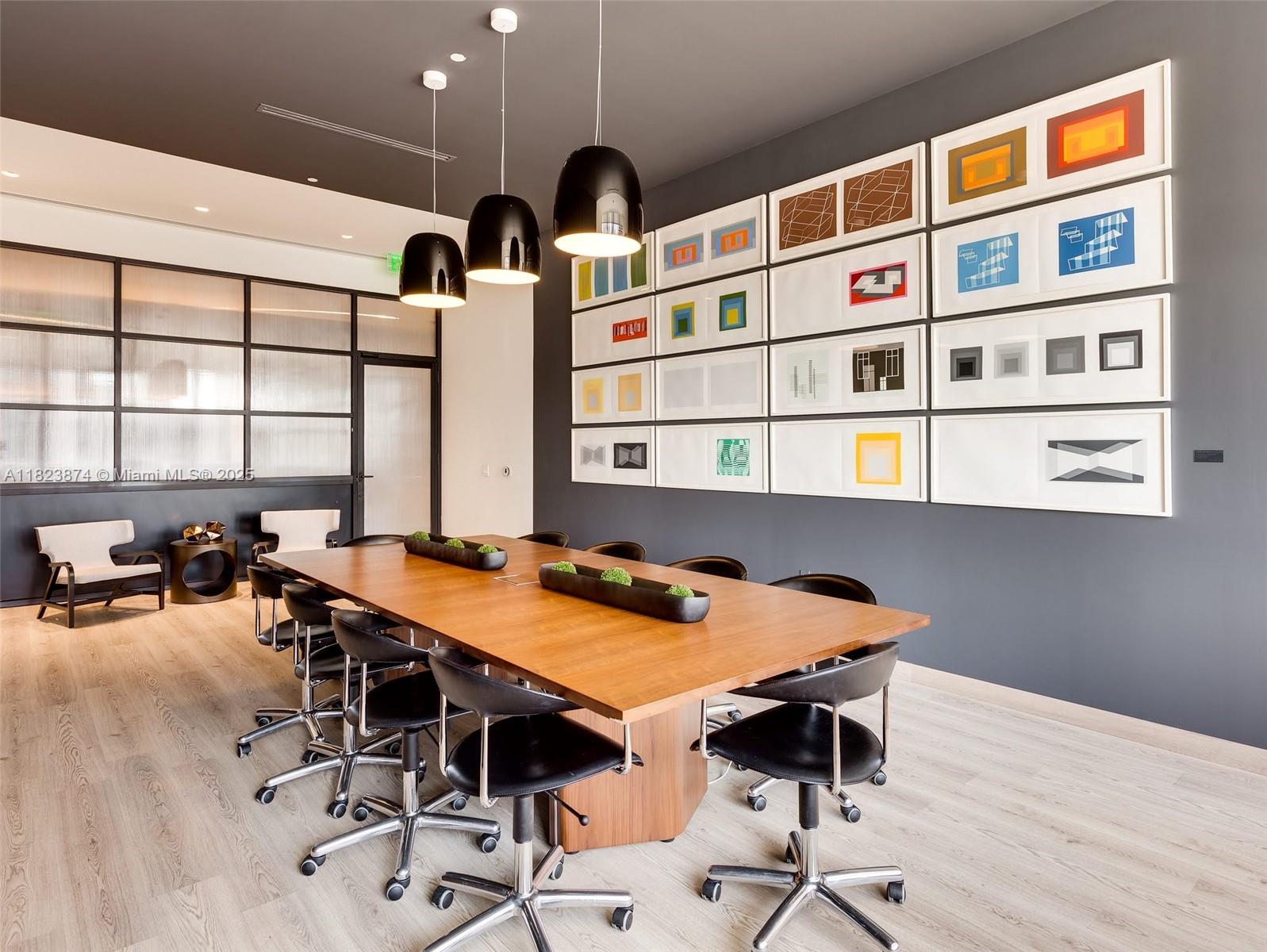 45 Southwest 9th Street, Unit 3602 Miami, FL 33130 - Photo 23 of 27 Business Center