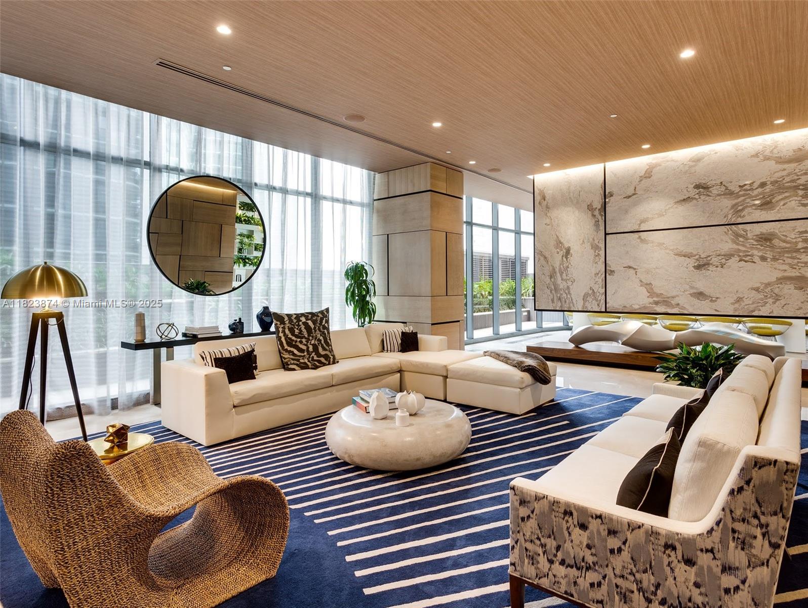 45 Southwest 9th Street, Unit 3602 Miami, FL 33130 - Photo 24 of 27 Gallery Image 24